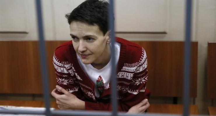 Российские медики обследовали Савченко, но информации не дают