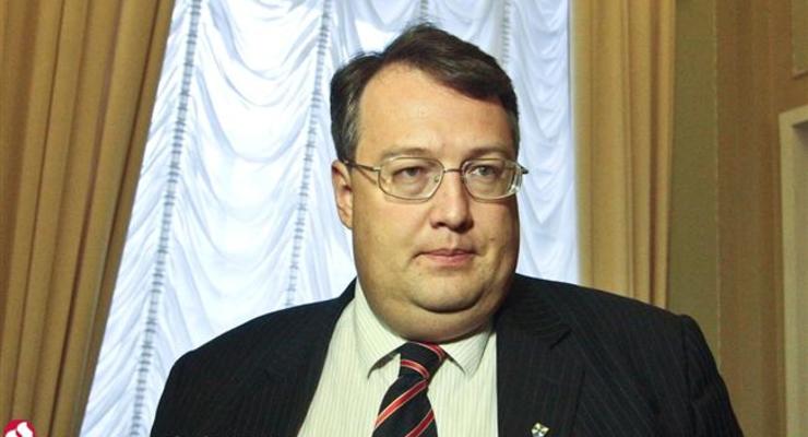 Геращенко: Фракция НФ поддержит новую коалицию и премьера