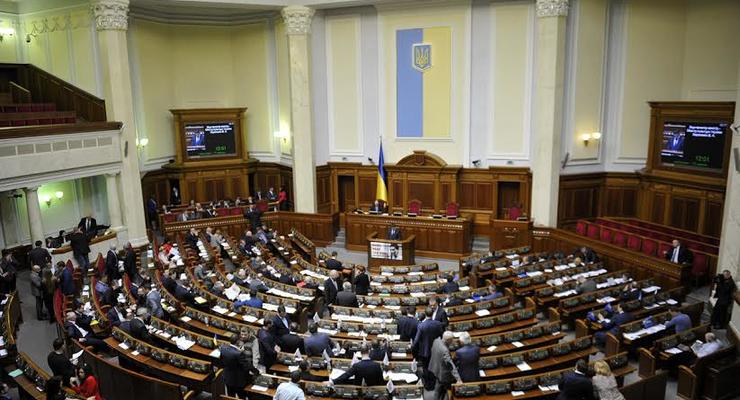 НФ требует пакетного голосования за отставку Яценюка и назначение нового премьера
