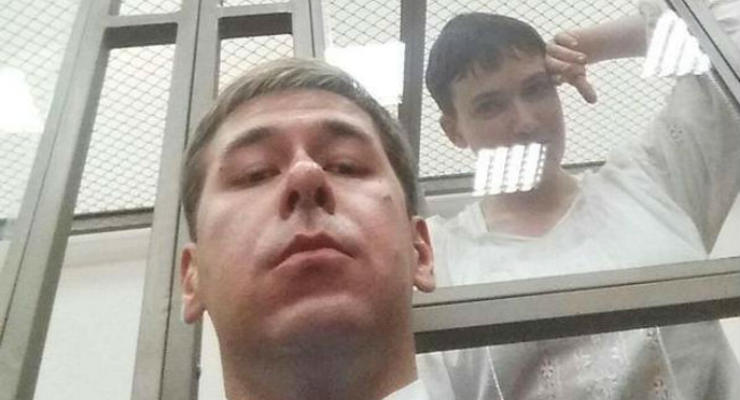 Адвокат Новиков: У Савченко наблюдаются аномальные реакции