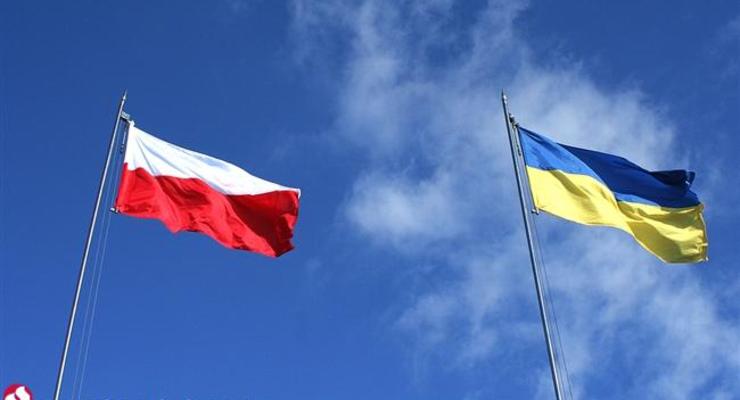 Около 60% украинцев лучше всего относятся к Польше и Беларуси
