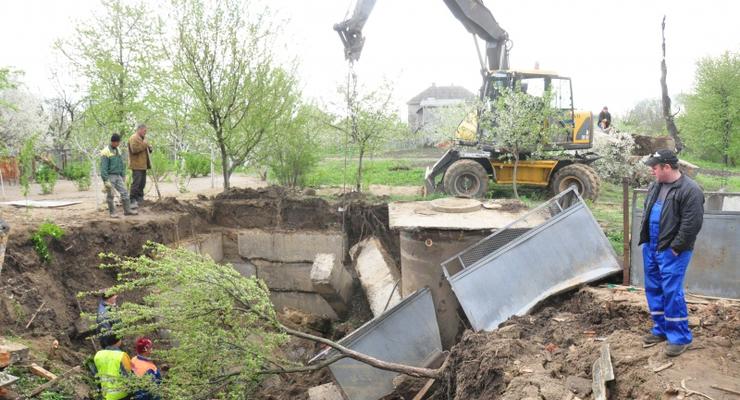 В Черновцах обрушилась часть жилого дома
