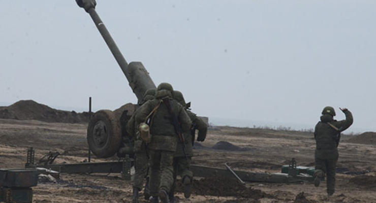 РФ проводит артиллерийские и ракетные учения в Крыму