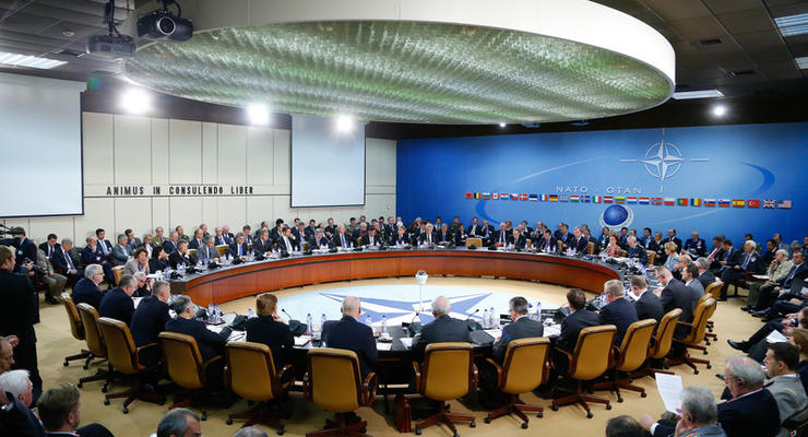 Вопрос Украины включен в повестку дня совета НАТО-Россия