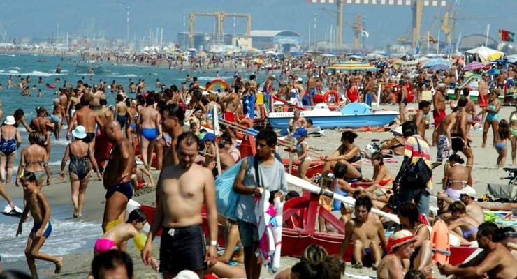 В Италии опровергают информацию об угрозе терактов на пляжах