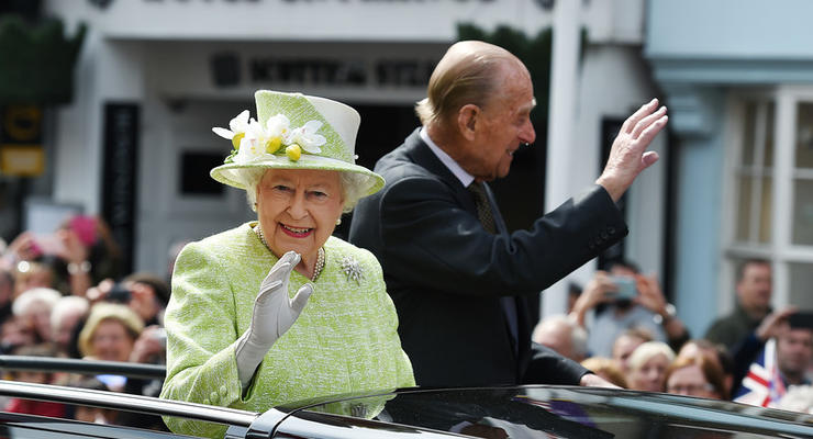 Королеве 90: Как британцы день рождения Елизаветы ІІ праздновали