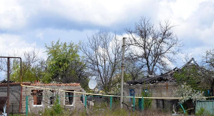 Боевики обстреляли жилые дома в селе на Донбассе