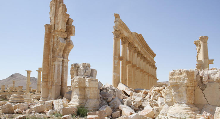 ЮНЕСКО: Разрушенные боевиками ИГ памятники в Пальмире восстановят