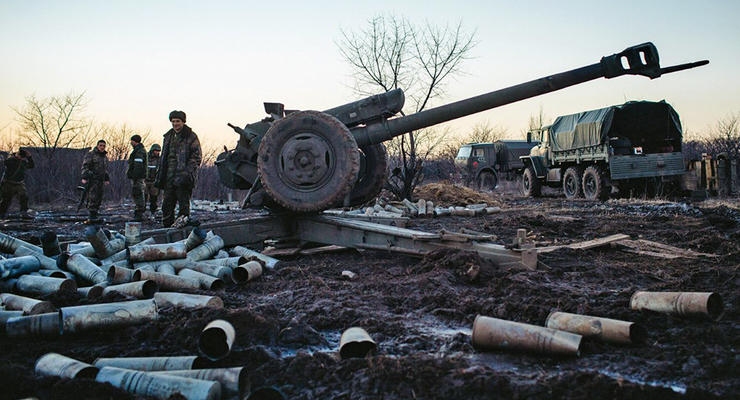 Разведка: Оккупанты усилили позиции у ДАП тяжелой артиллерией