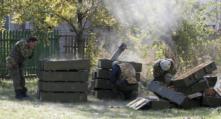 Террористы обстреливают позиции ВСУ из минометов в районе Донецка