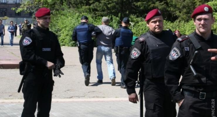 В Одессе на Куликовом поле задержали пять человек - полиция