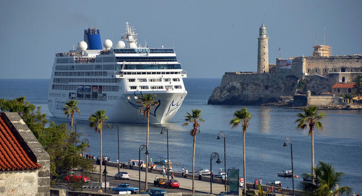 На Кубу впервые за 50 лет прибыл круизный лайнер США