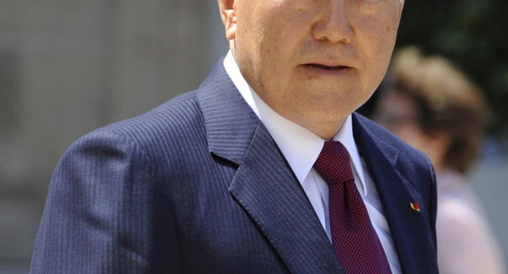 Назарбаев испугался "украинского сценария" и уступил митингующим