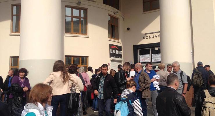 В Киеве станцию метро Вокзальная закрыли на четыре месяца