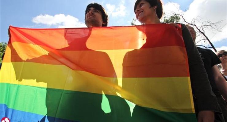 Правый сектор просит Кличко запретить гей-парад в Киеве