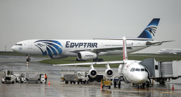 В Средиземном море нашли обломки упавшего египетского самолета