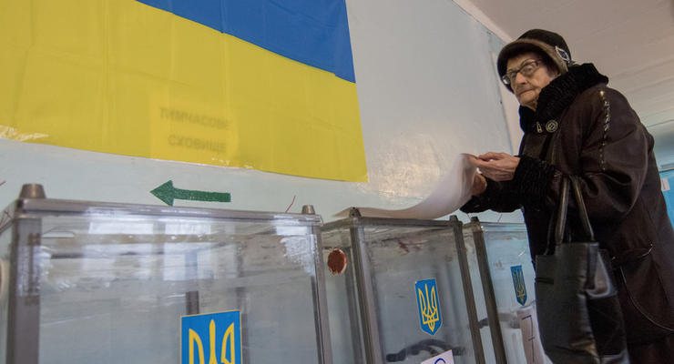 Тимошенко и Ляшко лидируют в президентском рейтинге - опрос