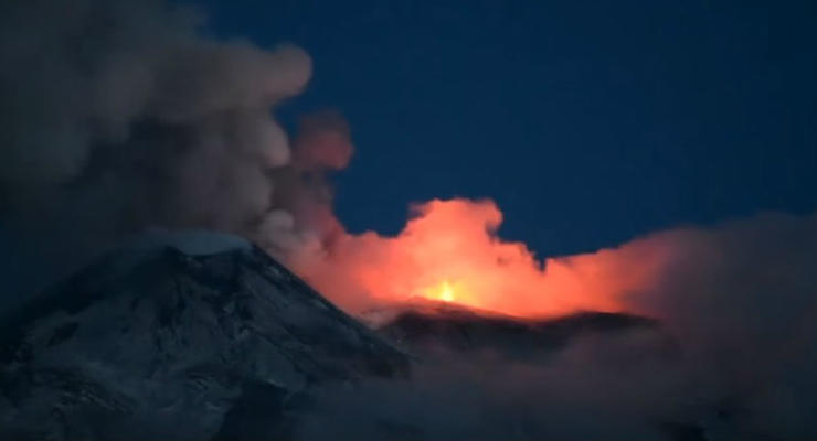 В Италии проснулся крупнейший в Европе вулкан Этна