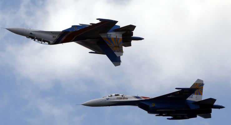 Латвия заметила российские самолеты около своей границы
