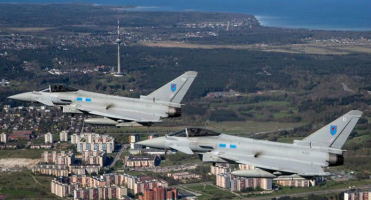 В небе над Эстонией потренируются истребители НАТО