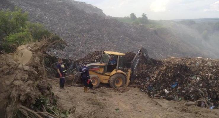 Садовый назвал причину обвала на мусорной свалке во Львове
