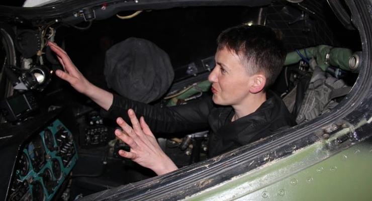 Савченко села за штурвал вертолета в зоне АТО