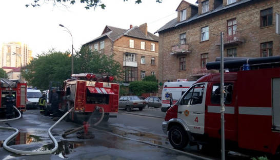 В Киеве горел Соломенский райсуд: в здании может обвалиться крыша