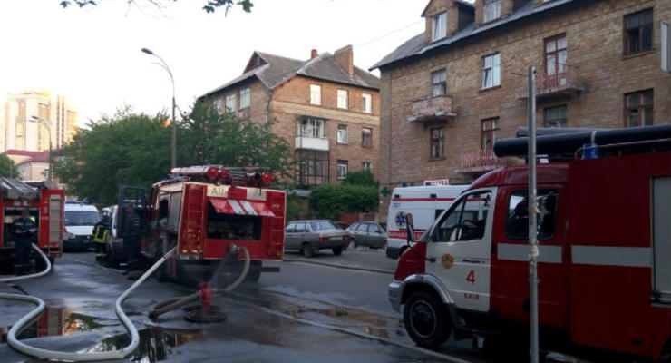 В Киеве горел Соломенский райсуд: в здании может обвалиться крыша