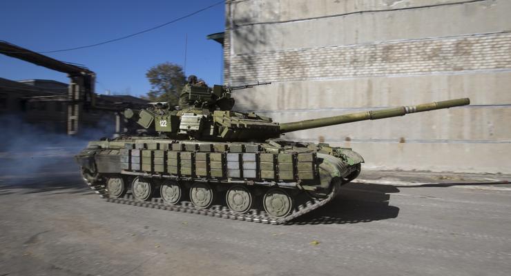 На полигонах пророссийских наемников ОБСЕ увидела 24 танка