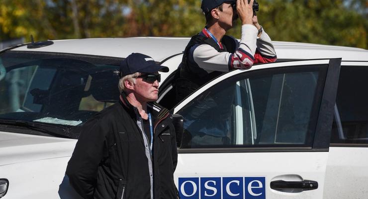 Боевики требуют от ОБСЕ пропуск и спецразрешение