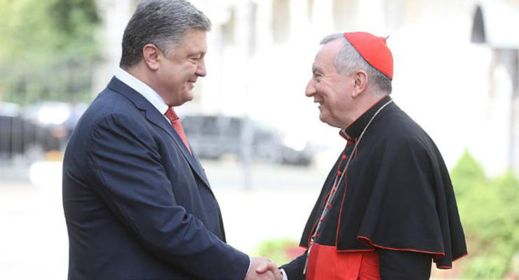 Порошенко пригласил Папу Франциска посетить Украину