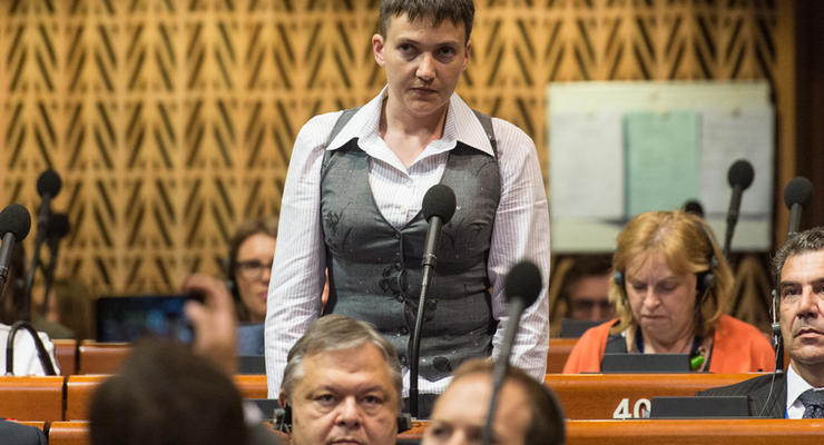 Савченко: Россия нанесла нам удар в спину