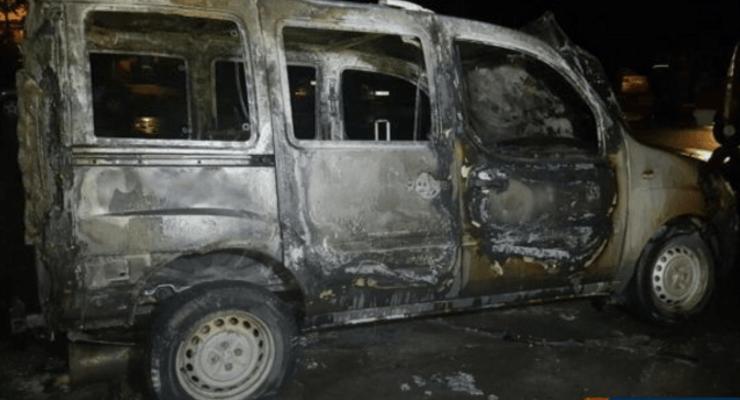 В Шевченковском районе Киева горели автомобили