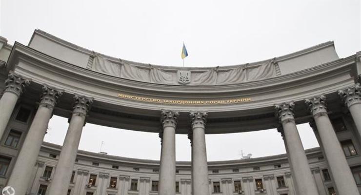МИД выразило РФ протест из-за недопуска консулов к украинцам