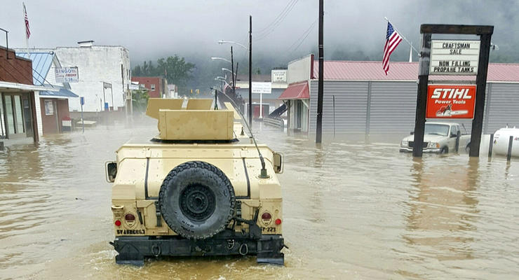 В США в результате наводнения погибли десятки людей