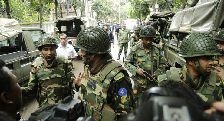 В результате теракта в Бангладеш погибли 20 иностранных граждан