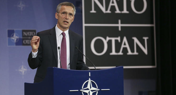 НАТО обещает Украине политическую и практическую помощь