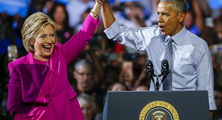 Обама впервые выступил в кампании за президентство Клинтон