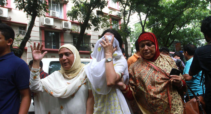 В Бангладеш прогремел взрыв во время молитвы