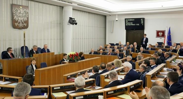 Польский Сенат просит Сейм признать события на Волыни геноцидом