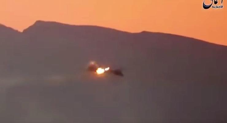 Боевой вертолет ВВС РФ в Сирии могли сбить свои - расследование