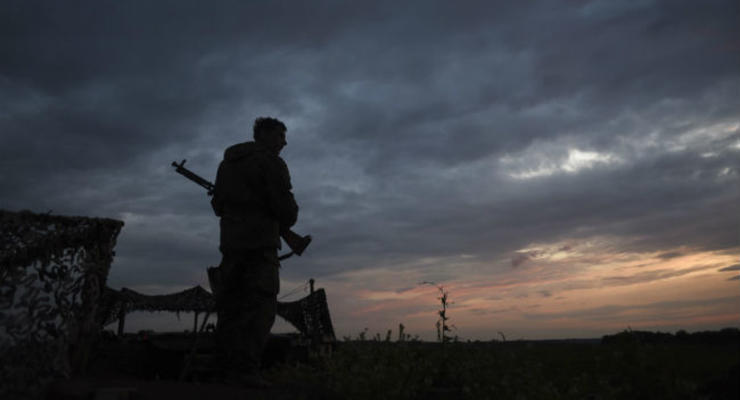 Карта АТО: Двое украинских военных подорвались на мине
