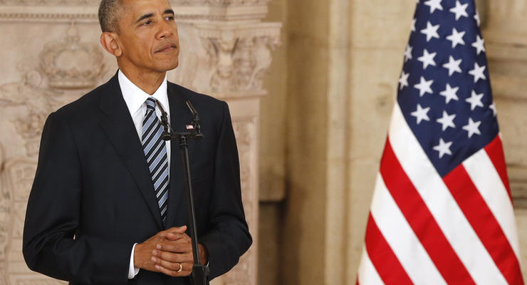 Обама предложил Франции помощь в расследовании теракта