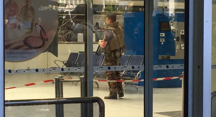 В Ницце эвакуировали аэропорт