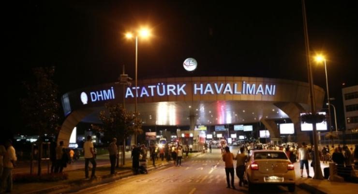 В Турции аэропорты возобновили работу