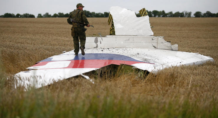 Порошенко: Только РФ препятствует расследованию уничтожения MH17
