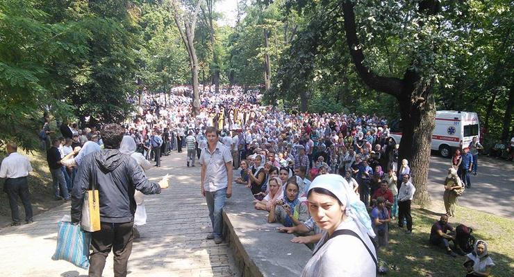Нацполиция: на Владимирской горке собралось 4,5 тыс человек