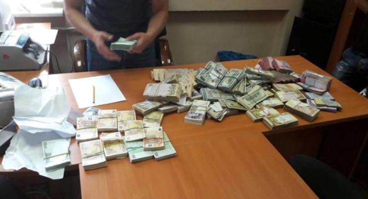 При обыске в райуправлении ГФС в Киеве нашли валюту - Холодницкий