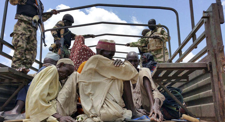 В Нигерии боевики Боко Харам напали на гуманитарный конвой