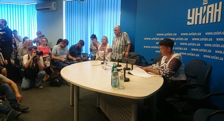 Савченко снова объявила голодовку